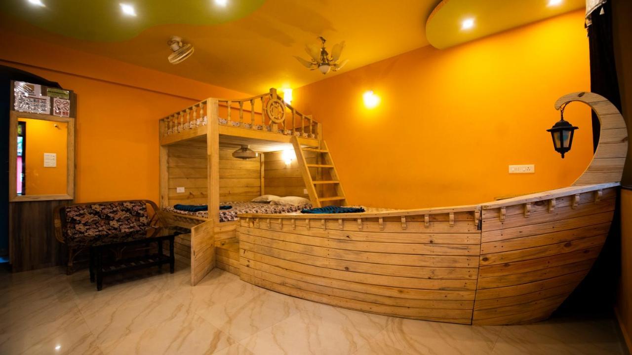 Godwill Casa Варка Екстериор снимка